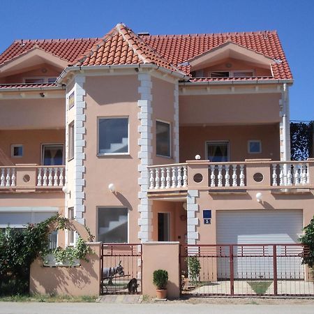 Apartments Dreamy - Free Parking Nin Extérieur photo